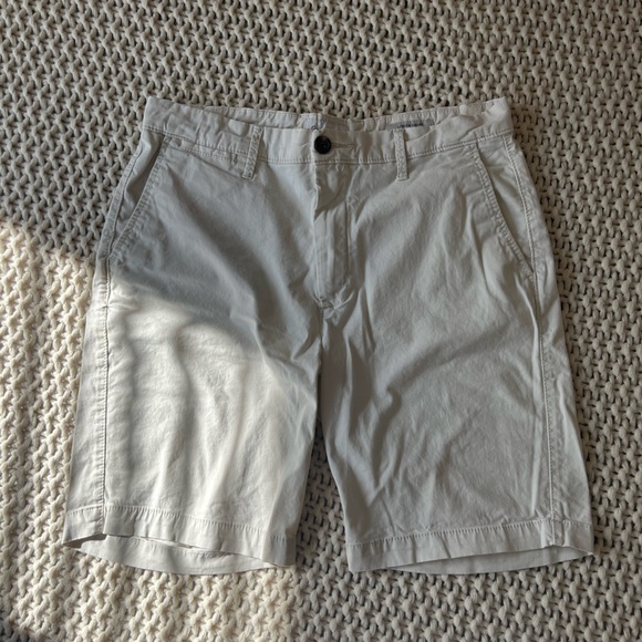 Goodfellow & Co Other - GOODFELLOW Cream Chino Shorts
